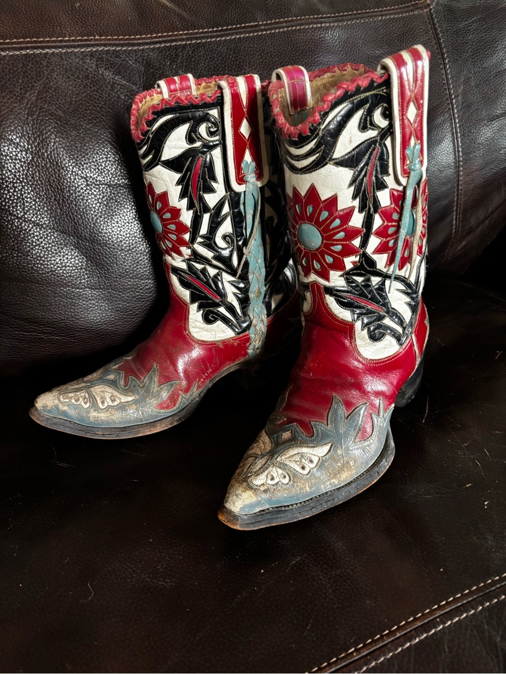 Double D Ranch women’s vintage leather inlay cowboy boots